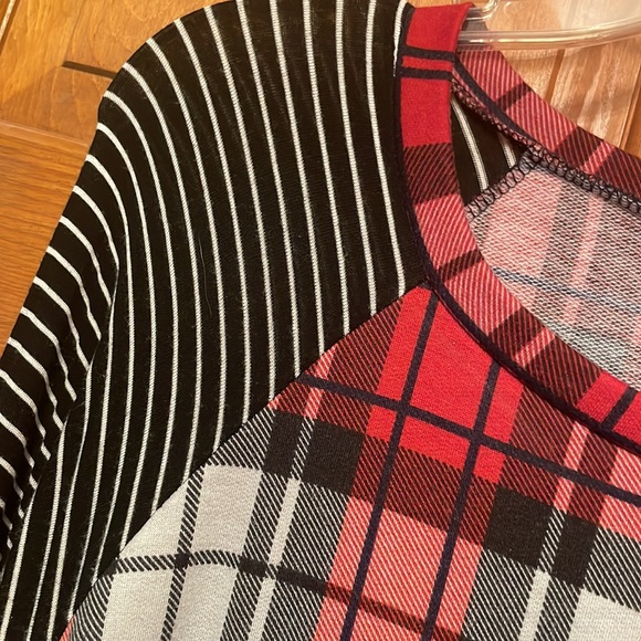 Who would have thought plaid and stripes would work so well together?! - Picture 2 of 3